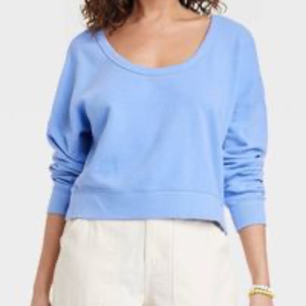 Universal Thread | Light Blue French Terry Cropped Sweatshirt NWOT | Size Large